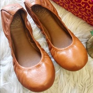 BNIB Tory Burch Eddie Flats size 8.5 SOLD